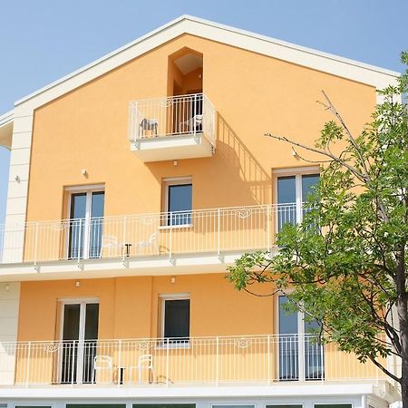 Stalegro Residence 切塞纳蒂科 外观 照片